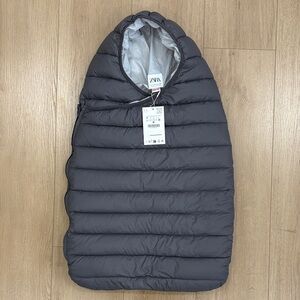Zara Charcoal Puffer Sleeping Bag